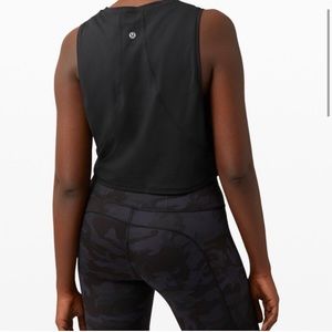 NWOT Lululemon Cropped Tank - Never worn before!!